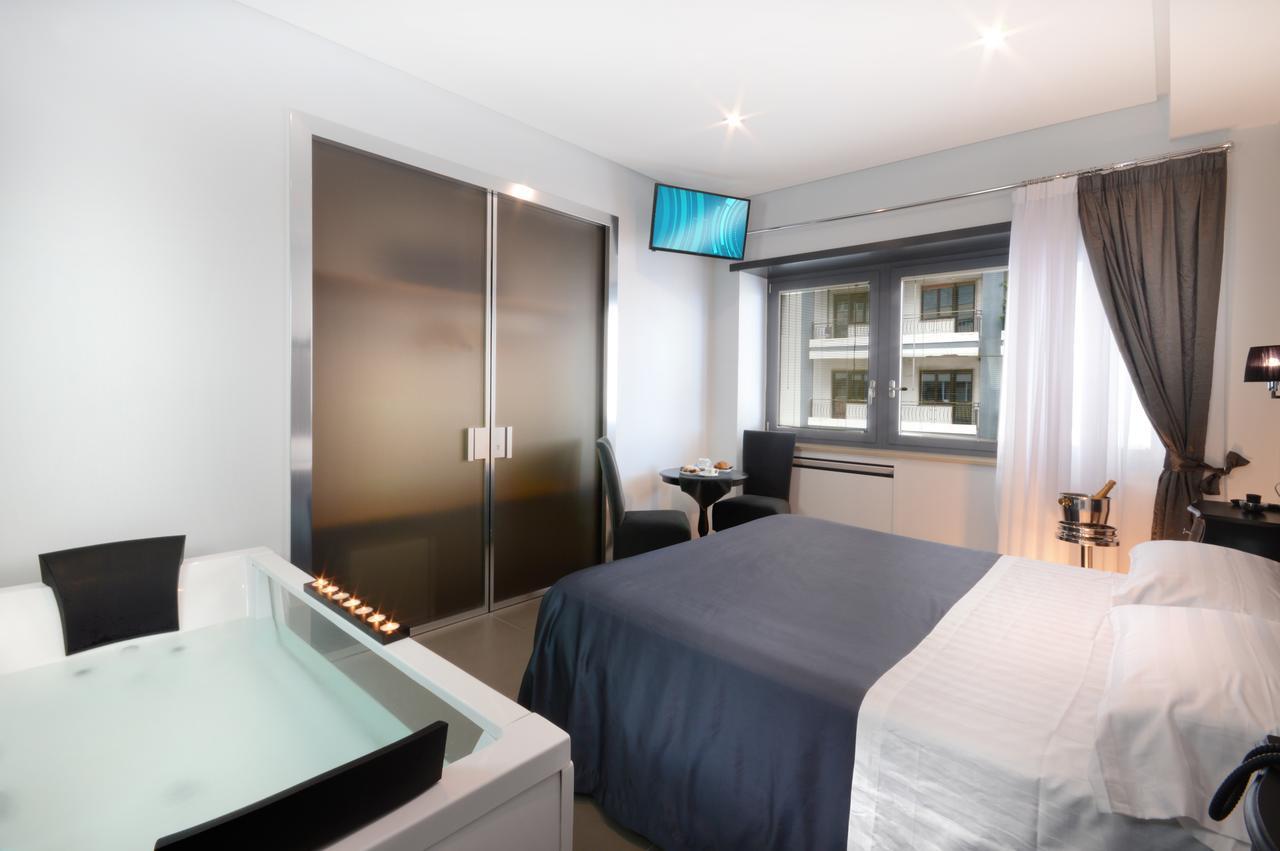 Barbarella Suite Naples Extérieur photo