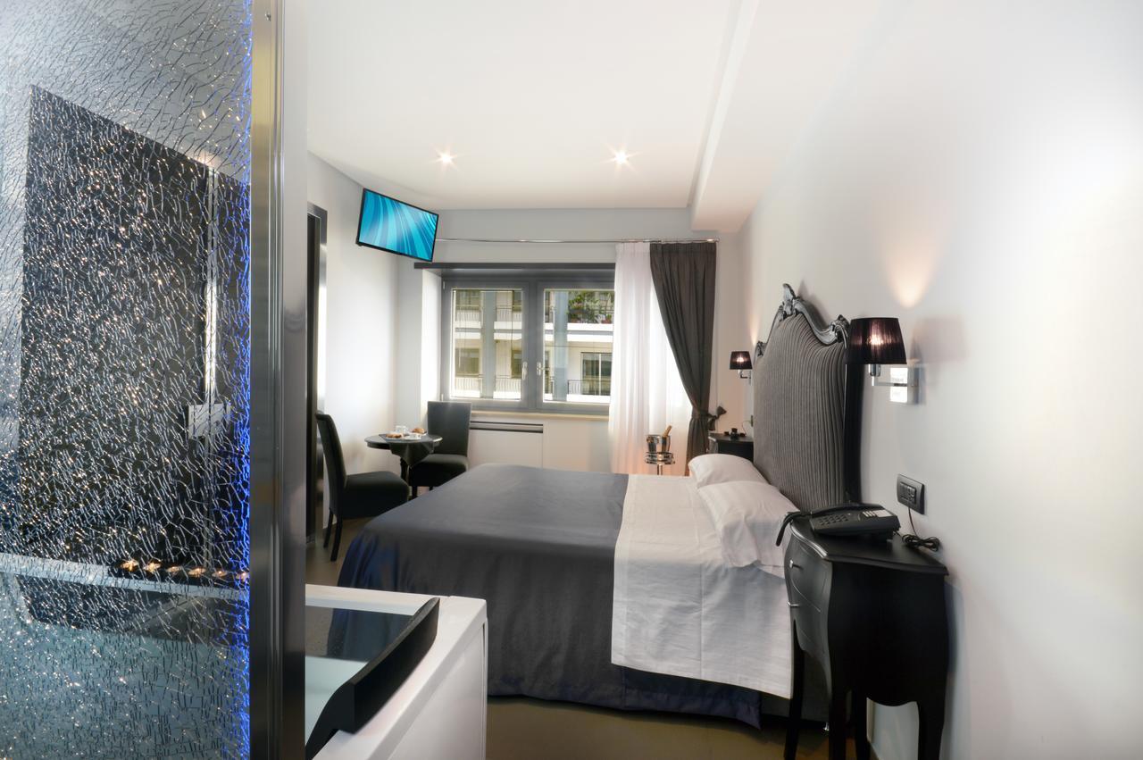Barbarella Suite Naples Extérieur photo