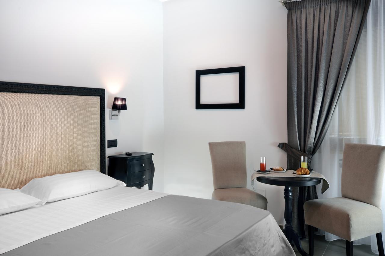 Barbarella Suite Naples Extérieur photo